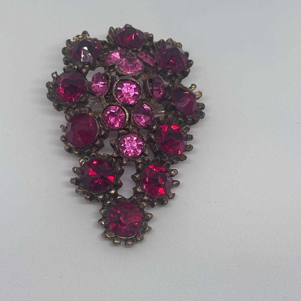 Statement Brooch Gold Tone Faceted Red Pink Rhinestone Cluster